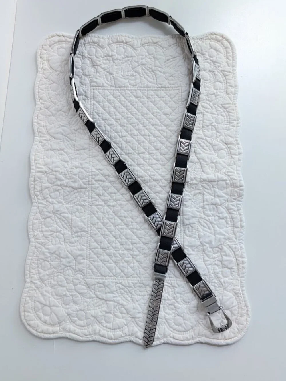 Vintage Chico's Rectangular Silver Metal Tile Concho Elastic Belt Fits 40-48